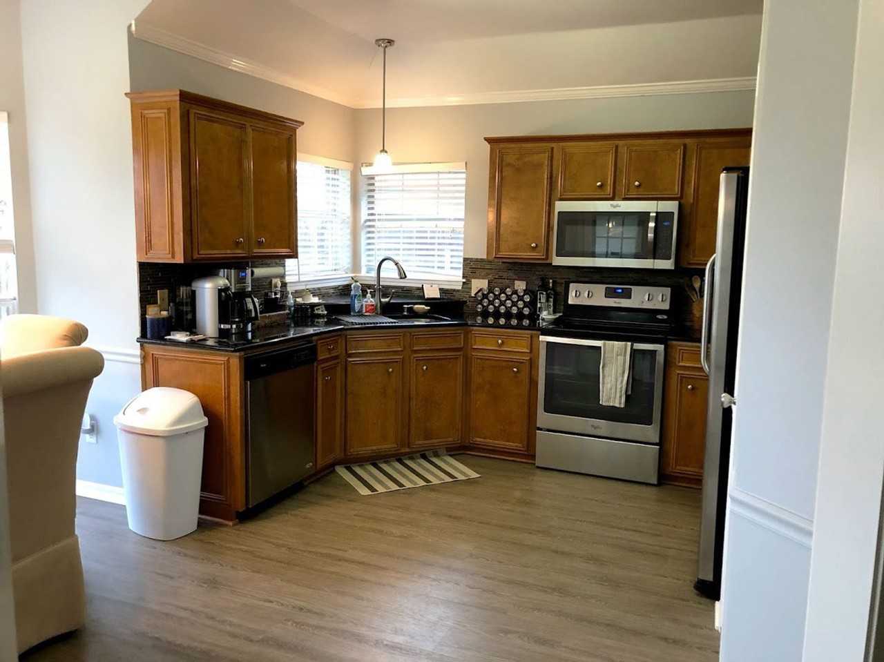 1620 Williamsburg Dr - Photo 6 of 31