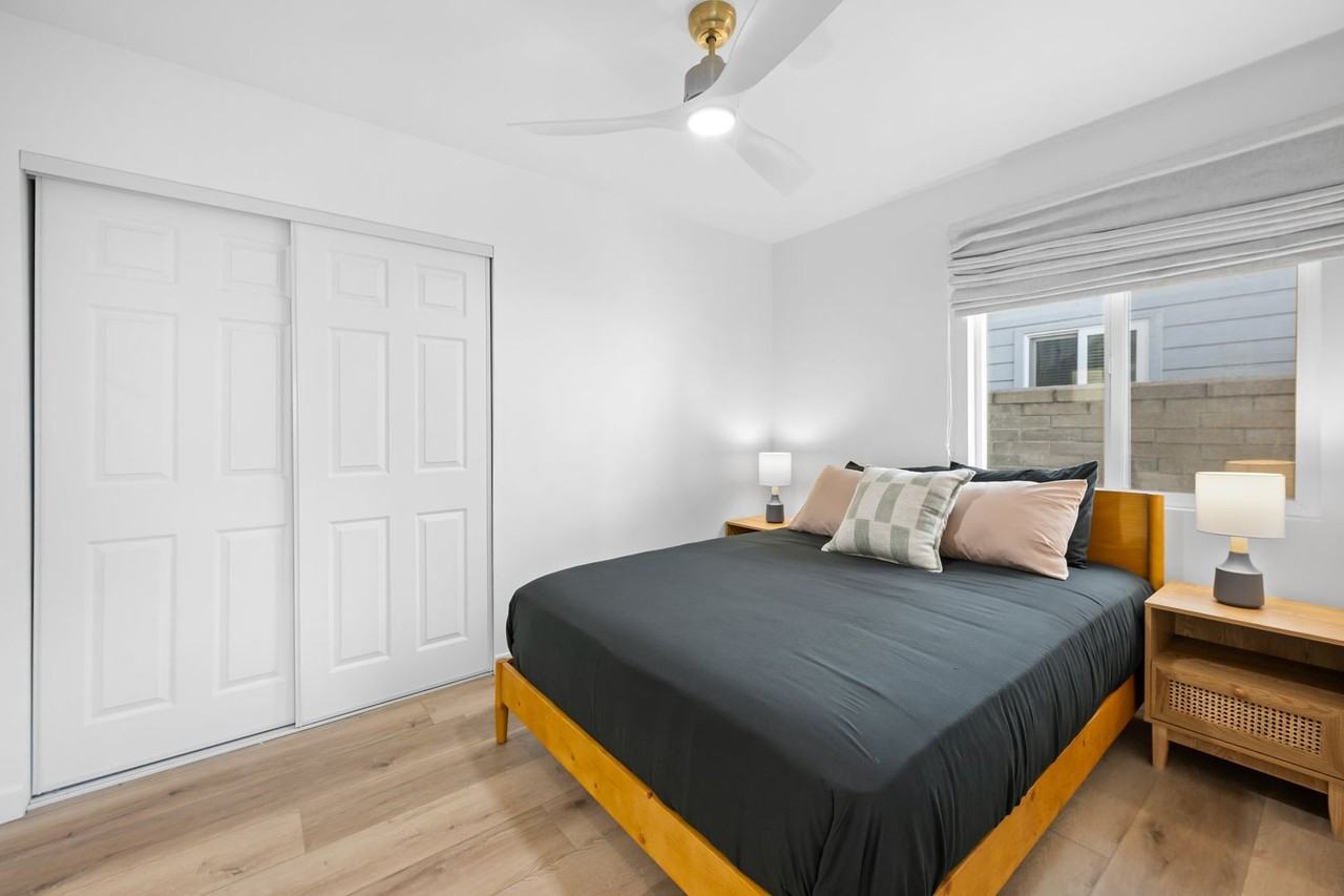 834 Island Ct - Photo 7 of 36