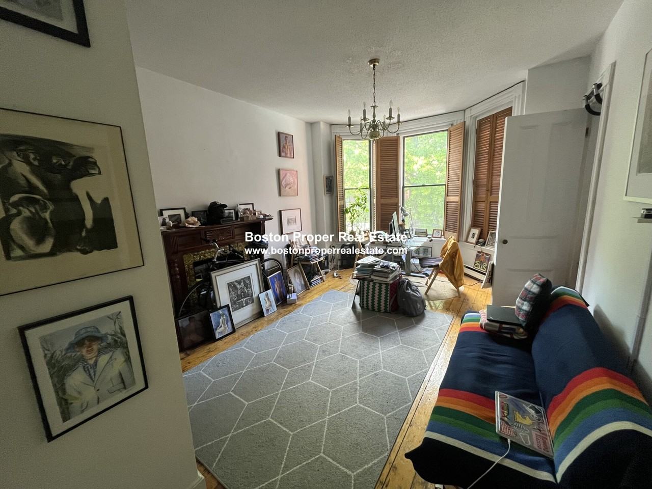 291 Newbury St #2R