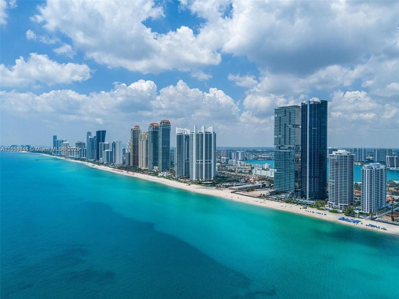 18555 Collins Ave #5001 - Photo 5 of 34