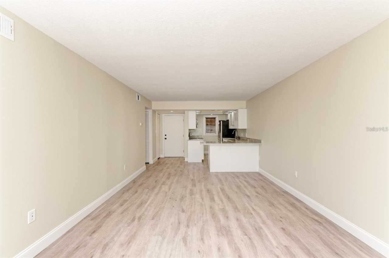 129 Tyler Dr #101 - Photo 4 of 28