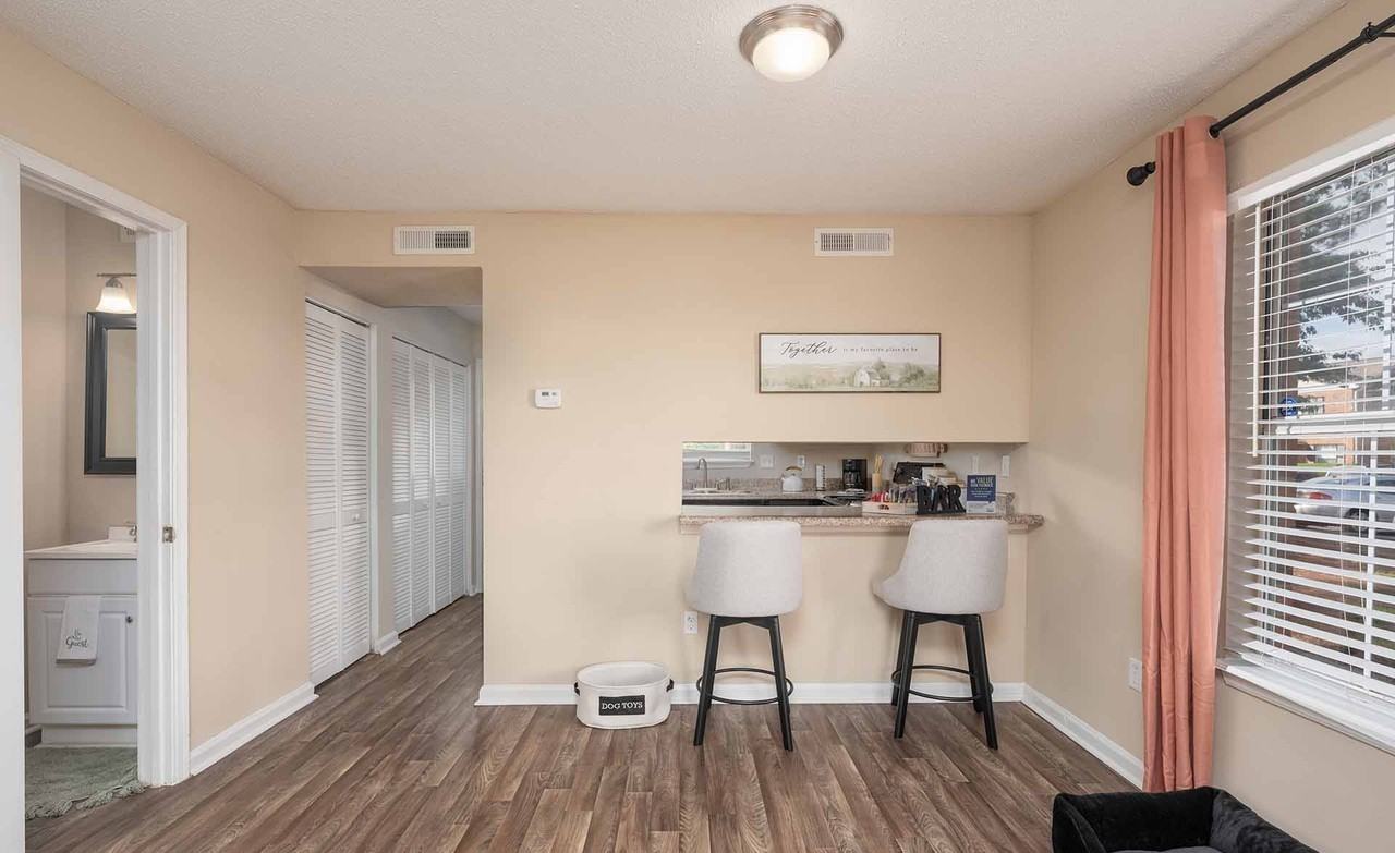 Georgia Green Townhome Apartments - Photo 5 of 23