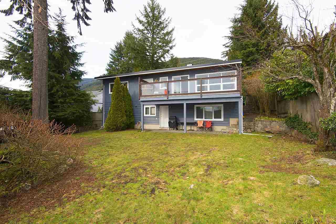 639 Montroyal Blvd - Photo 2 of 6