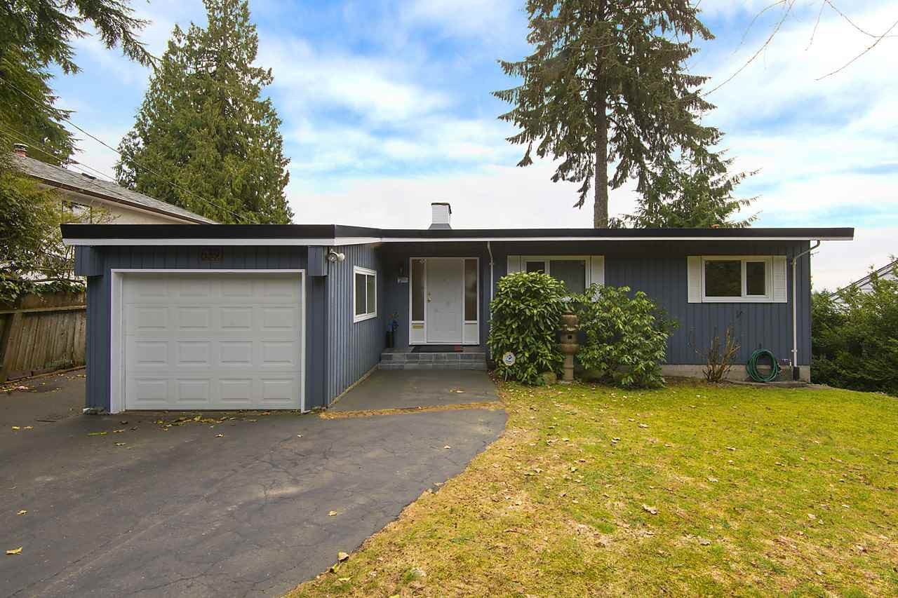 639 Montroyal Blvd - Photo 3 of 6