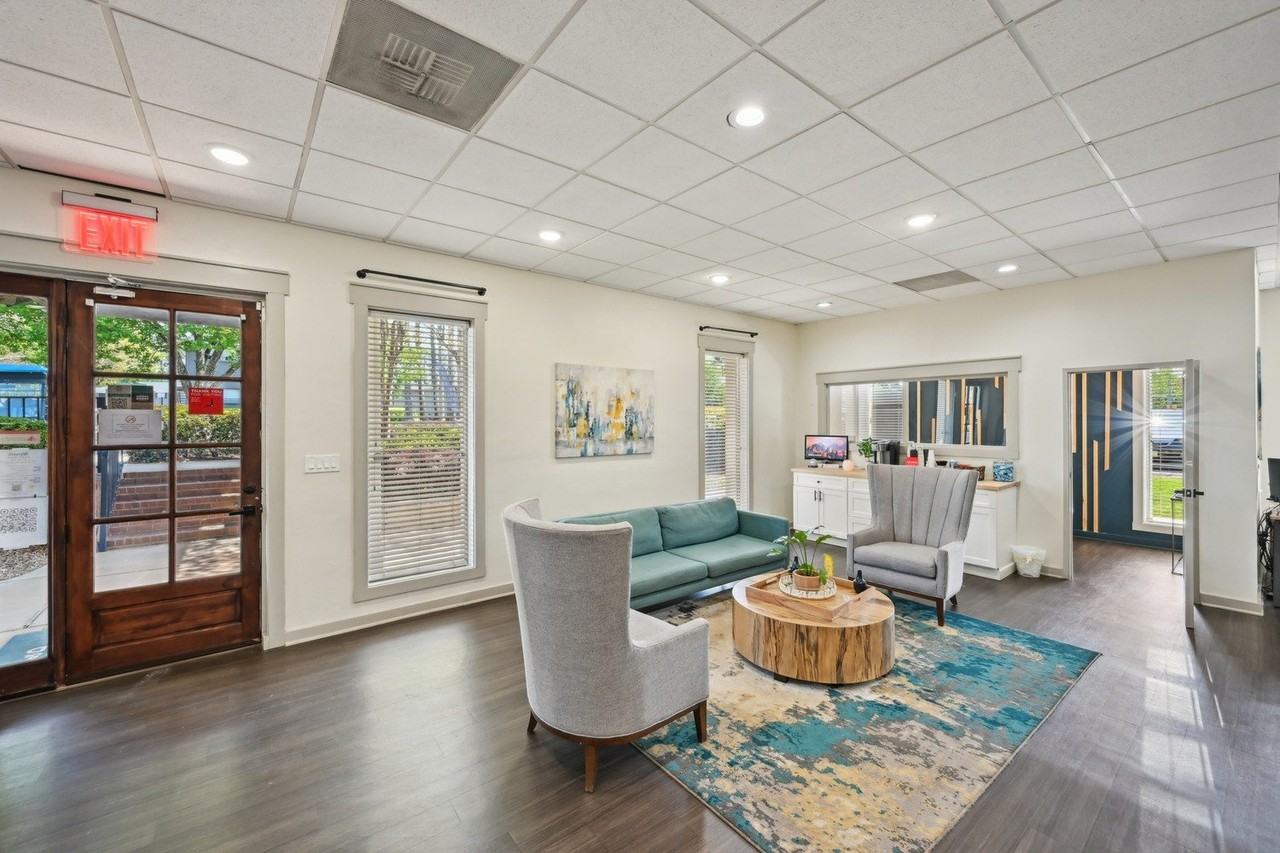 Amber Grove Apartments - Photo 5 of 20