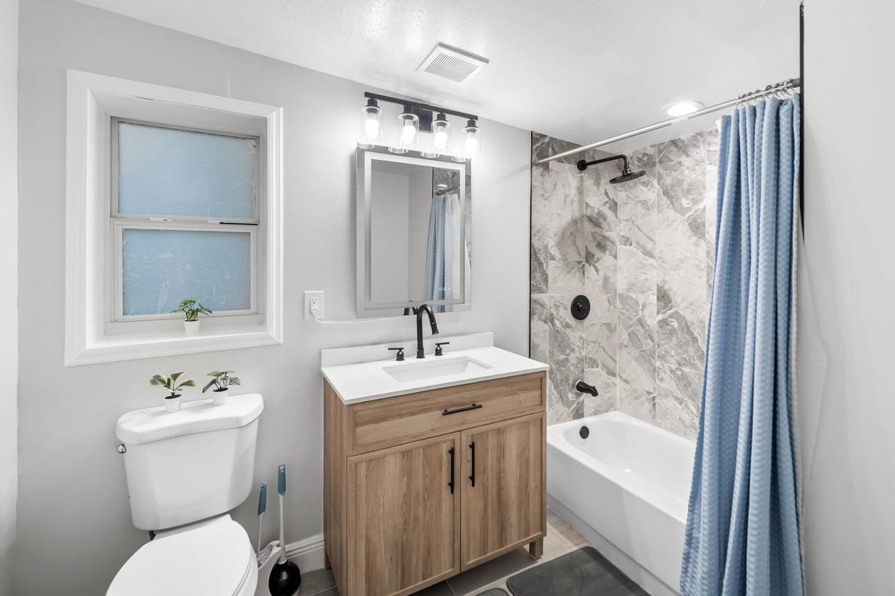 Wakefield Ave - Photo 2 of 11