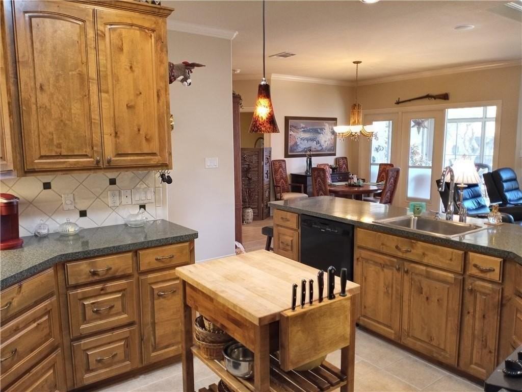 105 Terlingua Trl - Photo 5 of 20