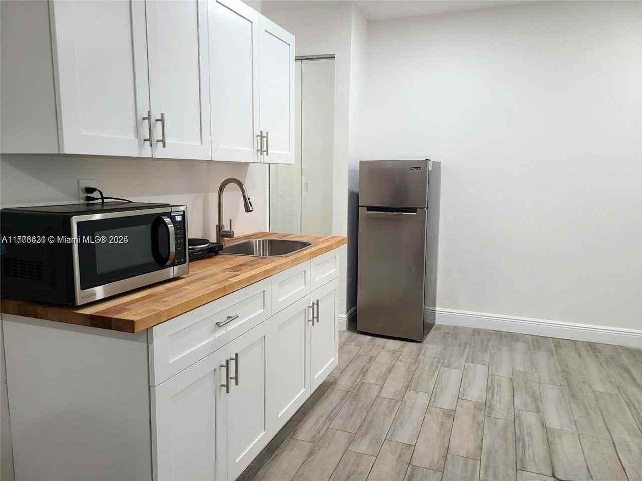 13028 Sw 108th St ##0 - Photo 4 of 9