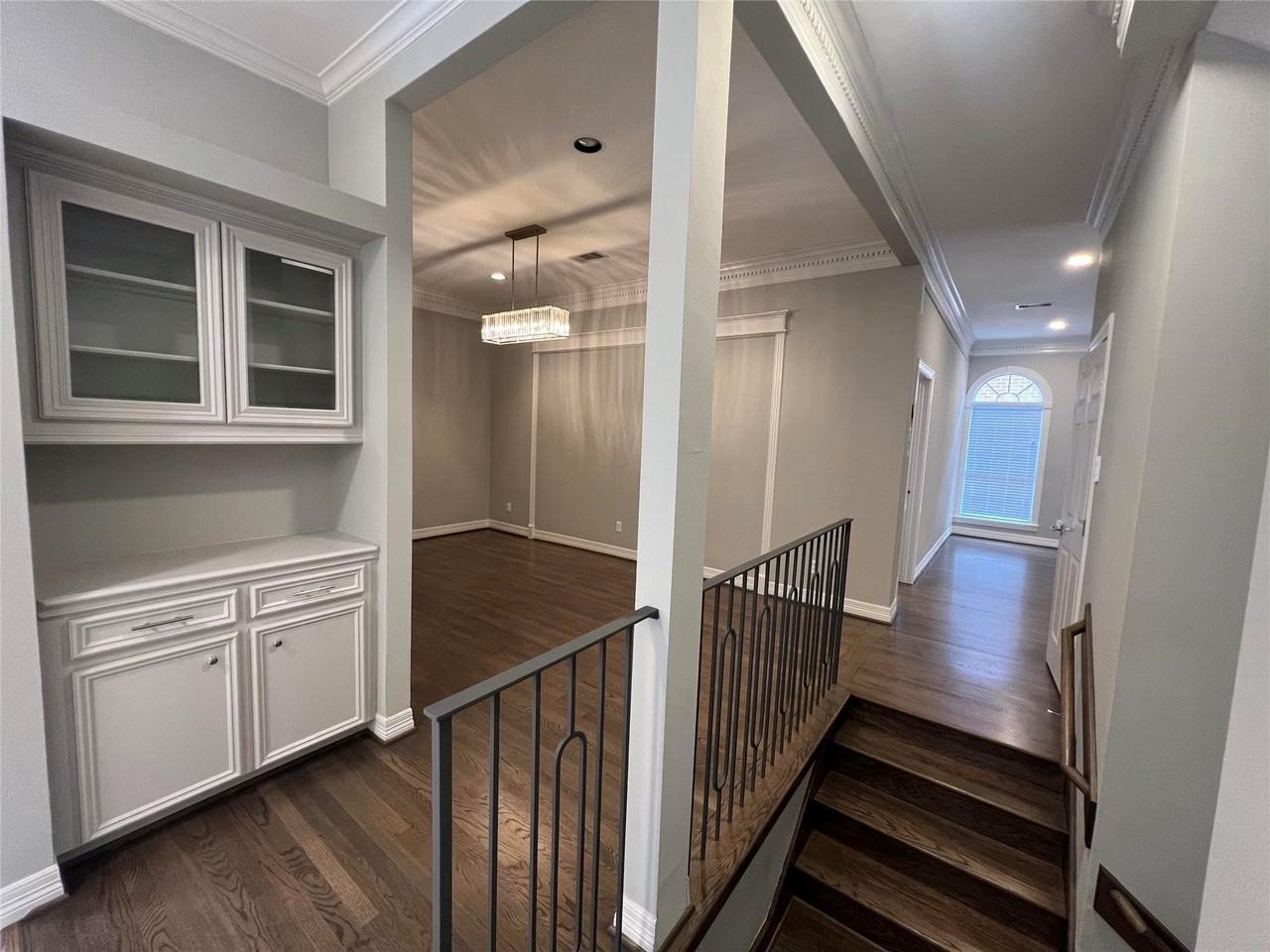 1516 Park St - Photo 4 of 48