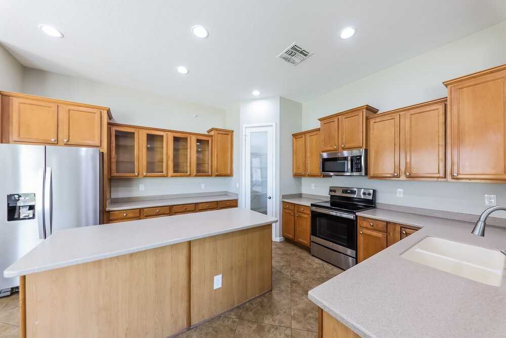 1812 E South Mountain Ave - Photo 7 of 16