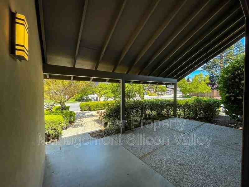 6701 Tannahill Dr - Photo 6 of 44