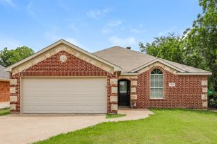 5117 Foard St - Photo 1 of 1