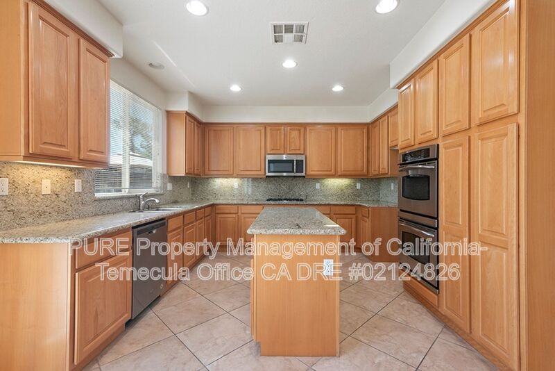 29723 Andromeda St - Photo 4 of 20
