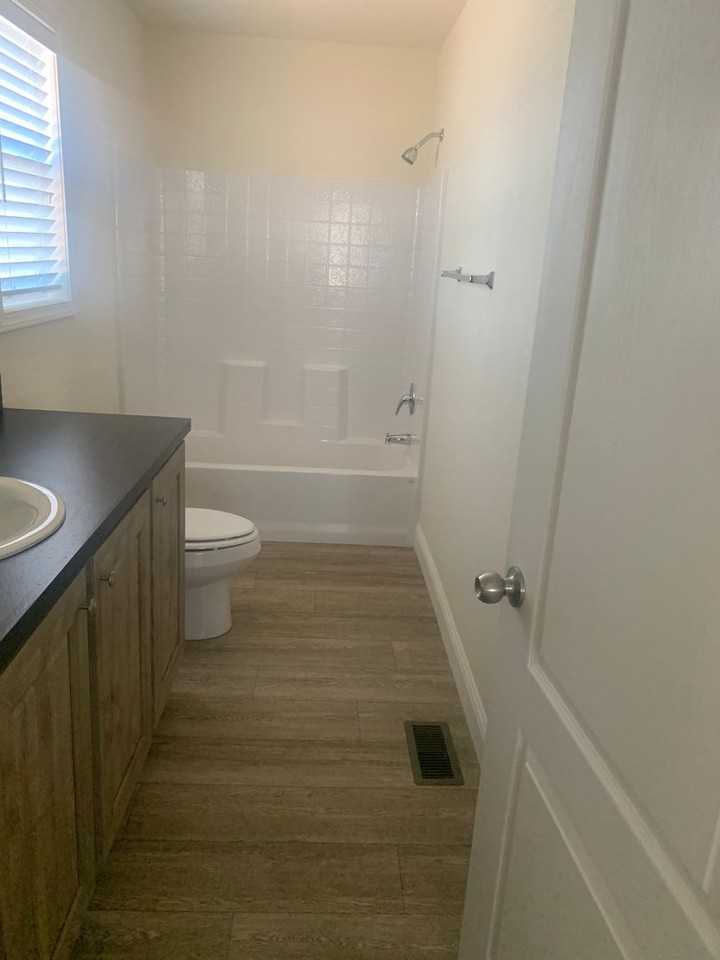 665 Memorial Way - Photo 4 of 15