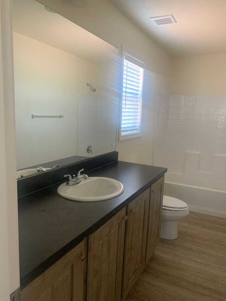 665 Memorial Way - Photo 5 of 15