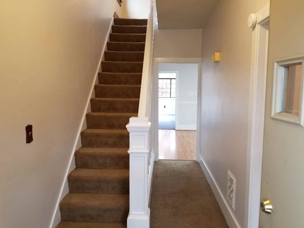 1054 8th Ave - Photo 2 of 26