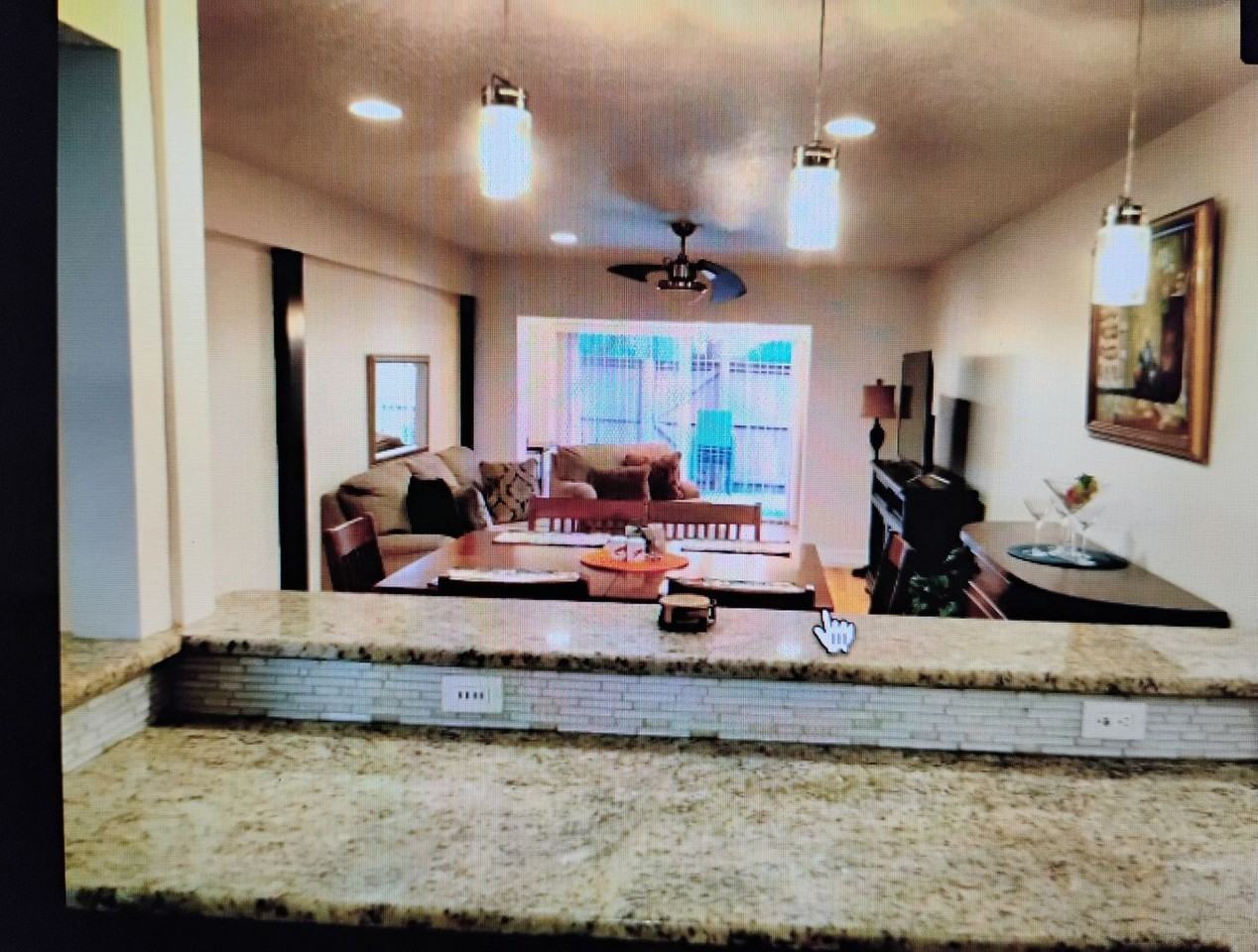 2078 Sunset Point Rd - Photo 6 of 20