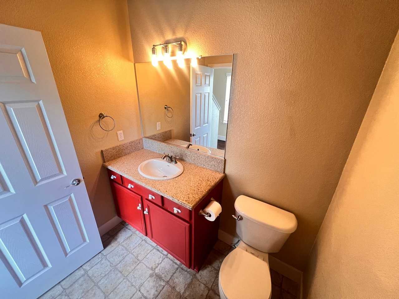 1048 Peach Blossom Way - Photo 3 of 19