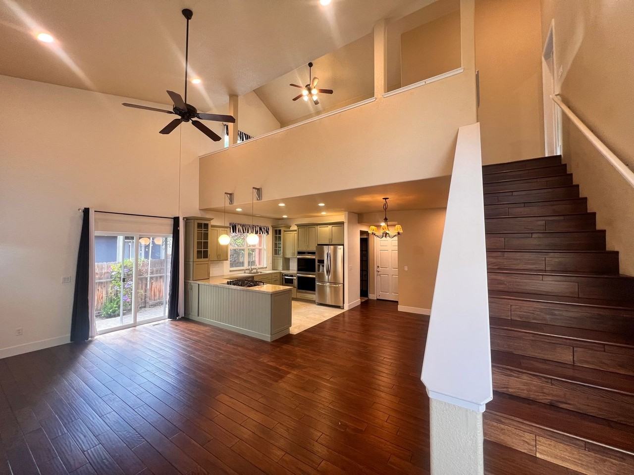 1048 Peach Blossom Way - Photo 4 of 19