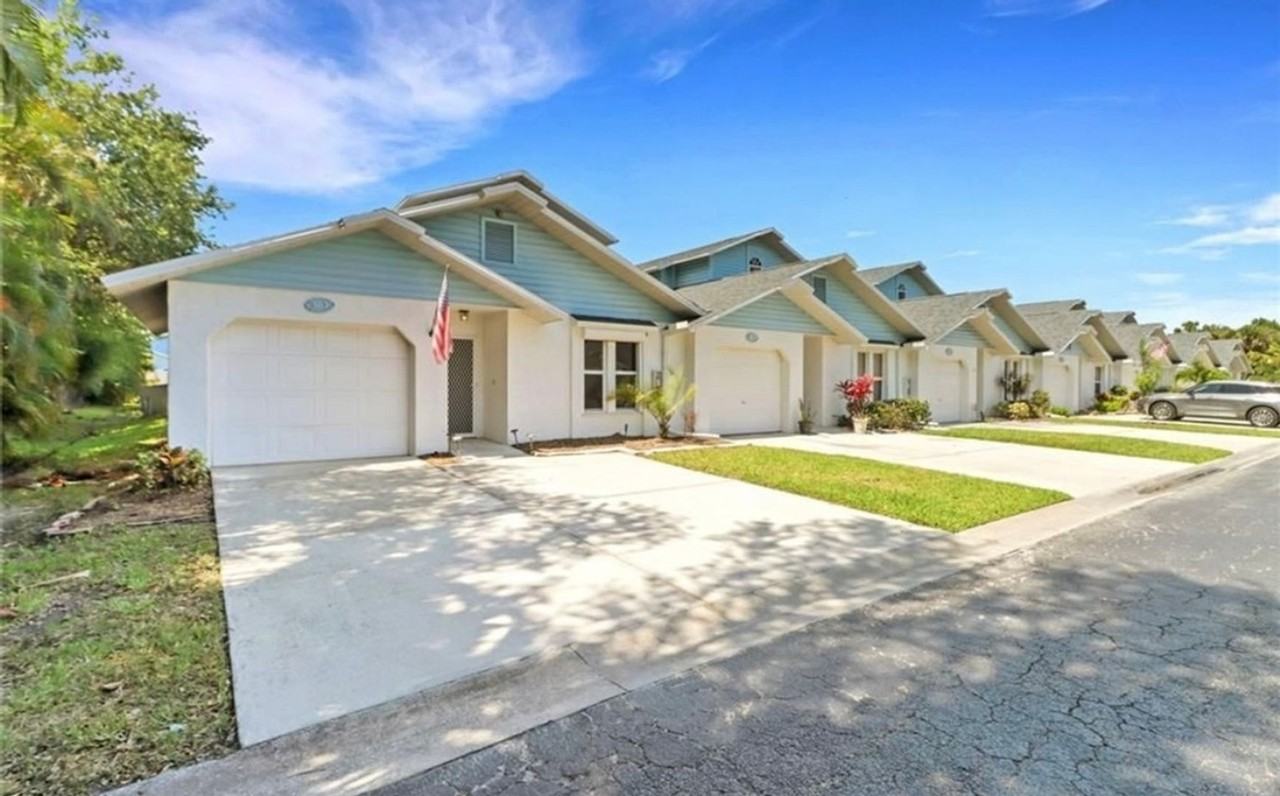 13711 Raleigh Ln - Photo 2 of 25