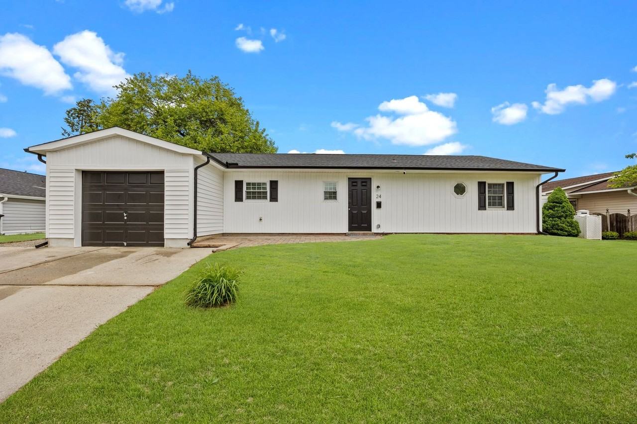 24 Lavender Ln - Photo 2 of 32