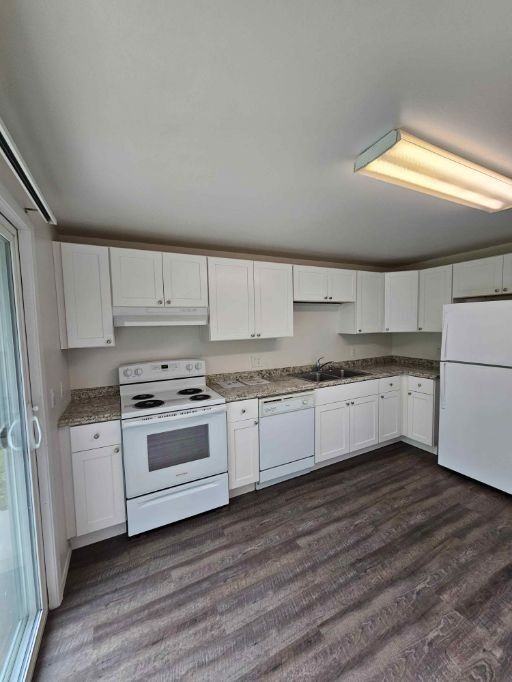 1219 Hanson Avenue - Photo 3 of 21