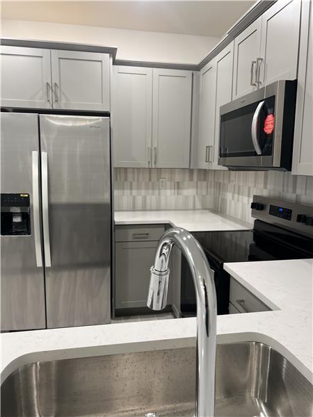 162 SW #179th Ave - Photo 2 of 15