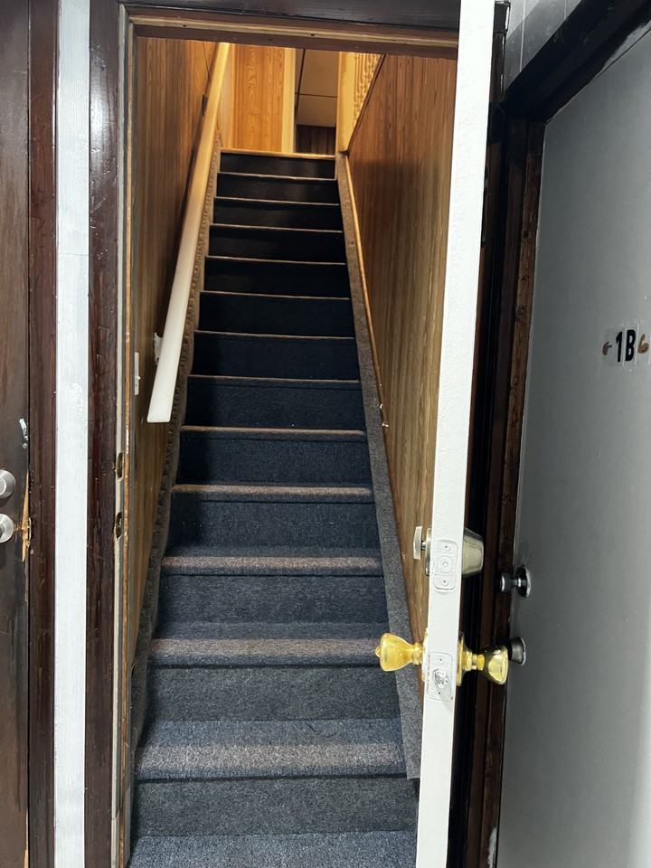 441443 W Spruce St #2-2ndFL - Photo 2 of 18