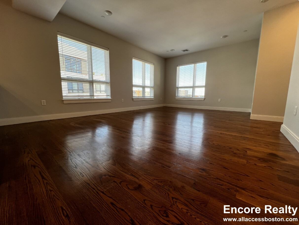 1 Everett St #502 - Photo 6 of 17