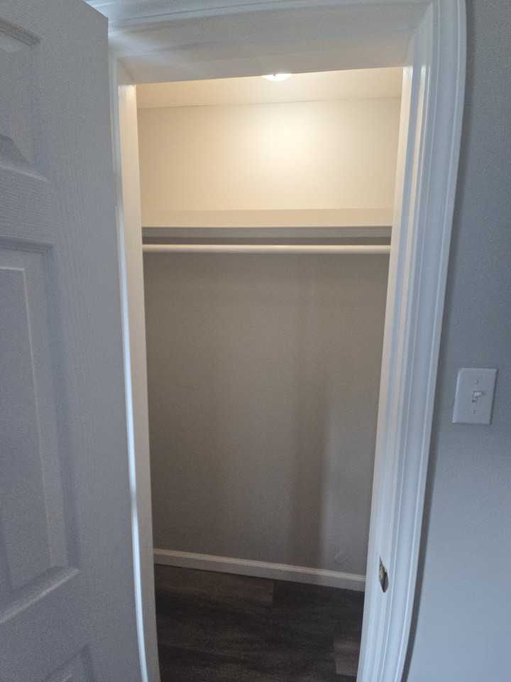 209 River Oaks Dr #C - Photo 4 of 17