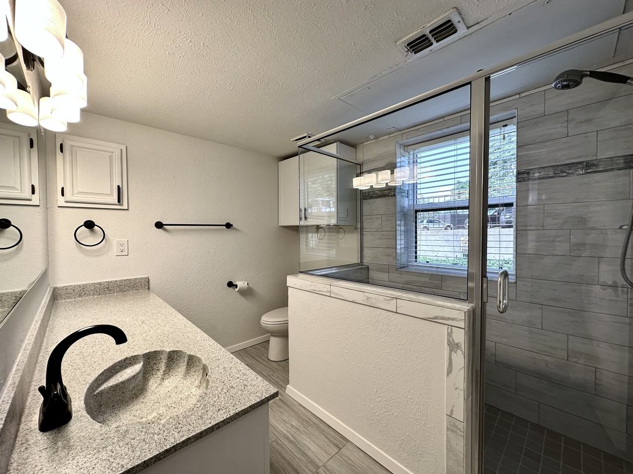 111 Henry M Chandler Drive #111 - Photo 4 of 11