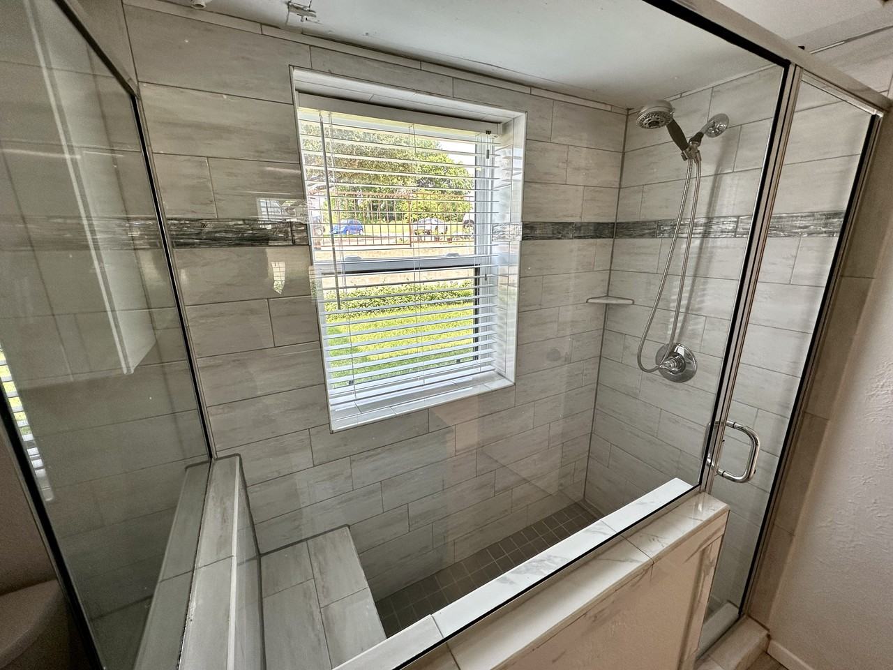 111 Henry M Chandler Drive #111 - Photo 5 of 11