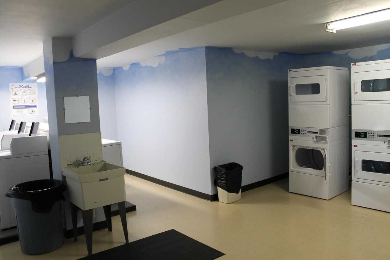 530 Elm Street - Photo 5 of 25