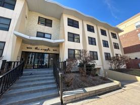 1601 N Farwell Ave - Photo 1 of 1