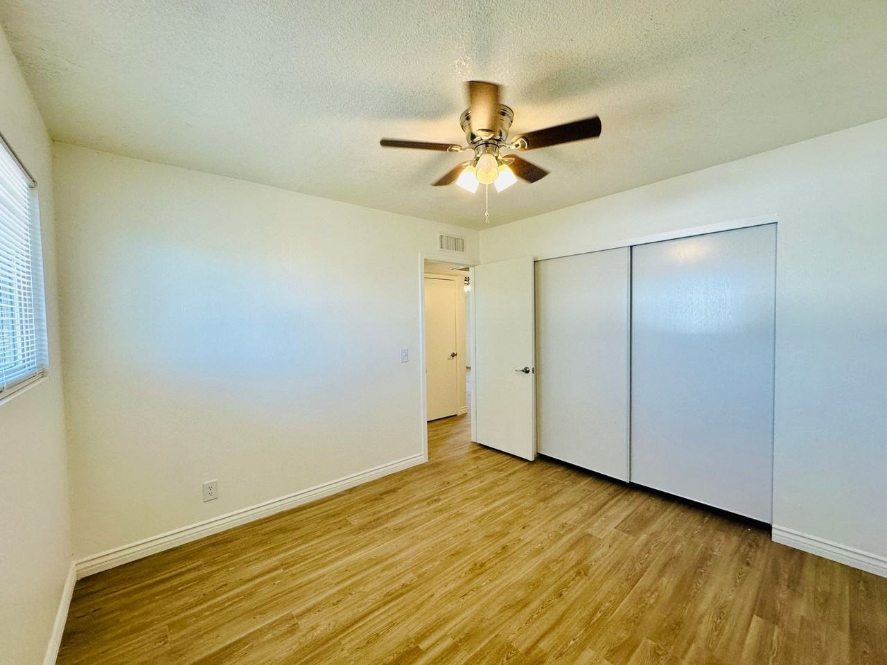 4424 Bellevue Newly Renovated Apartments with All Appliances Included! - Photo 6 of 25