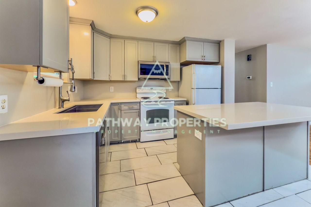 518 Vickie Ln - Photo 5 of 15