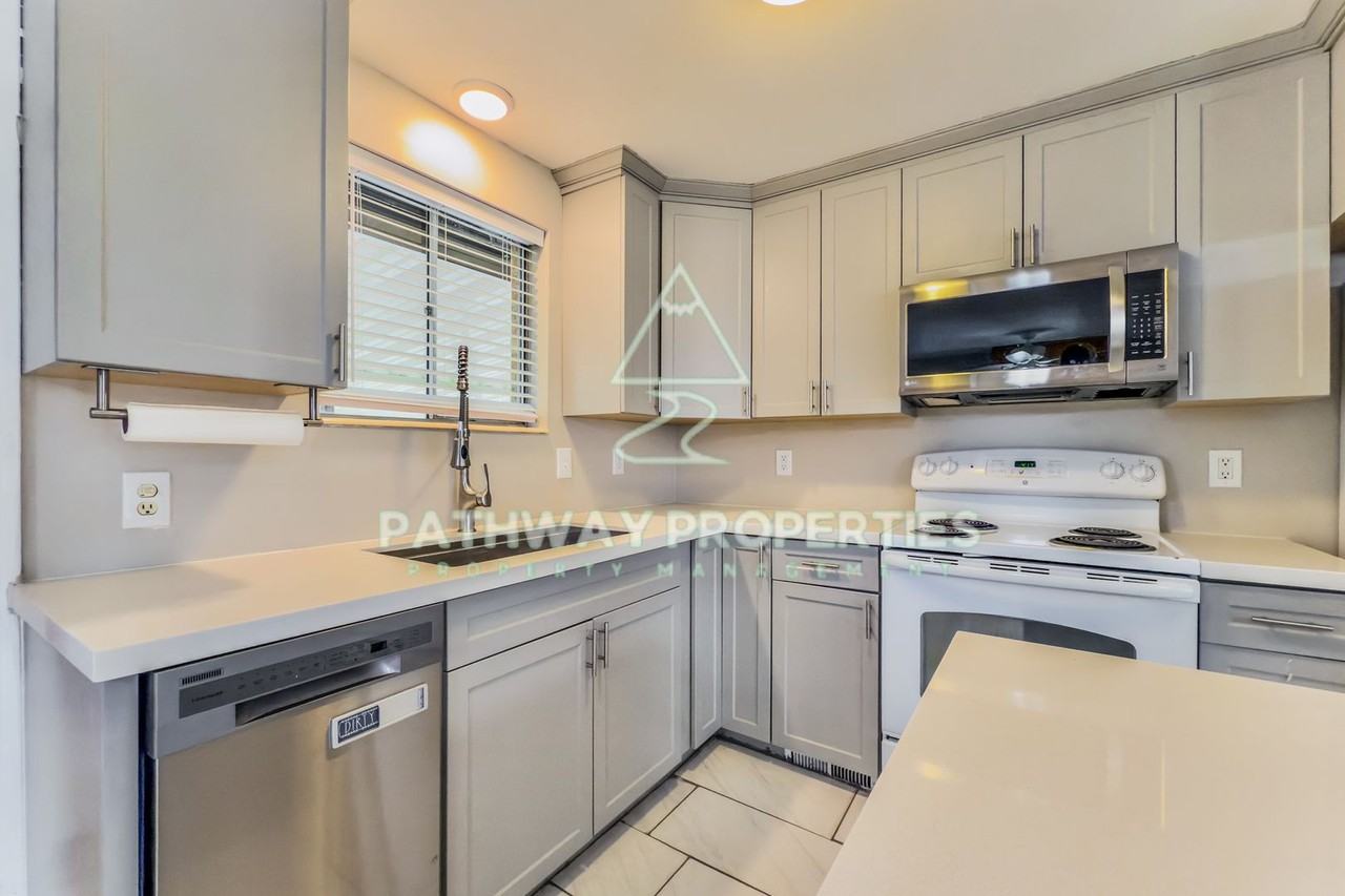 518 Vickie Ln - Photo 6 of 15