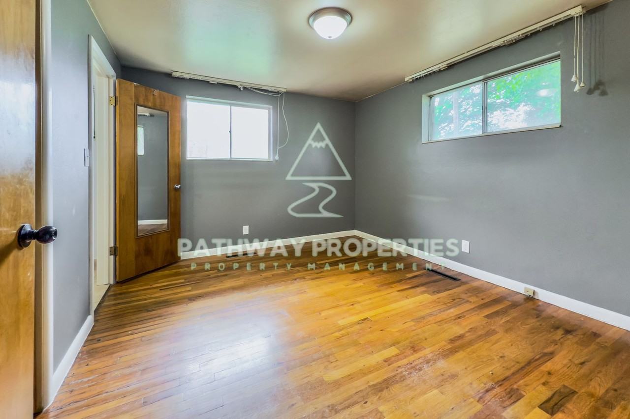 518 Vickie Ln - Photo 7 of 15