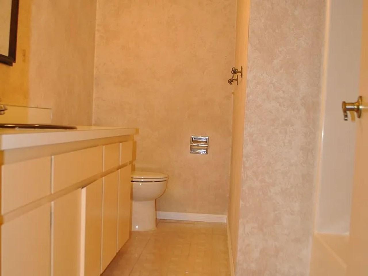 2850 Nw Monterey Dr - Photo 2 of 8