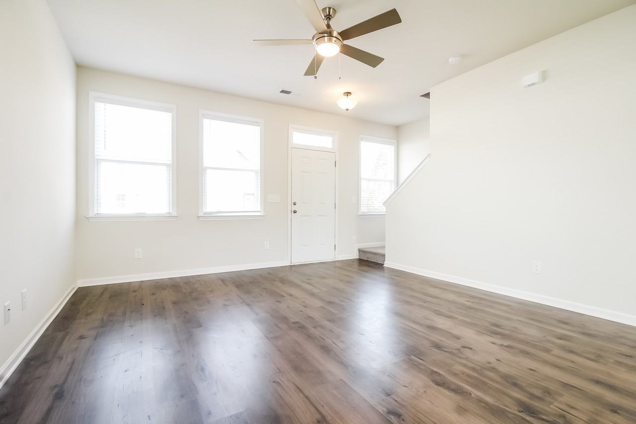 144 144 Valley Creek Dr - Photo 6 of 16