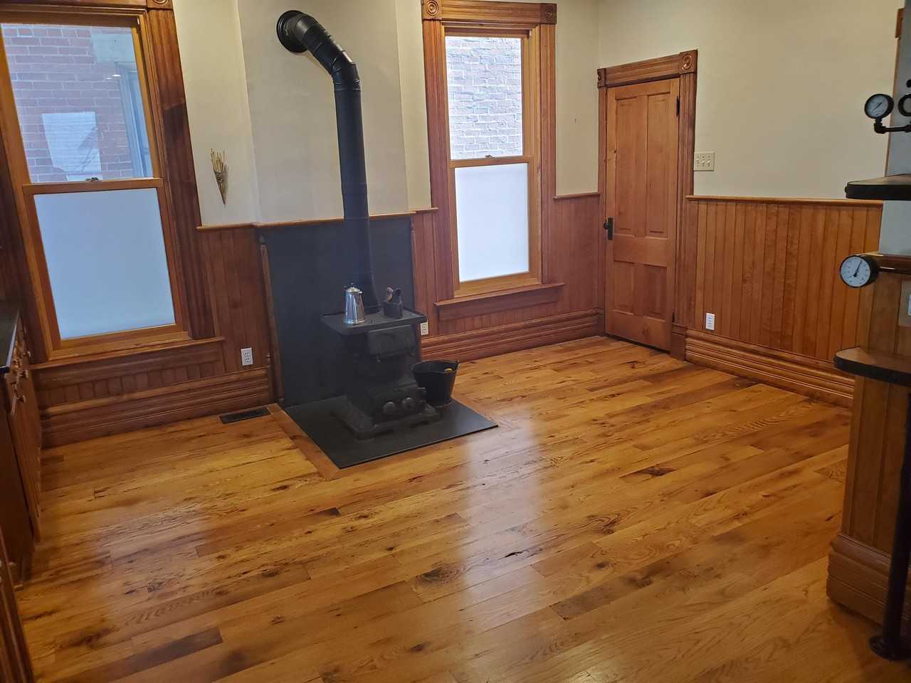 925 Dennison Ave #2 - Photo 6 of 14