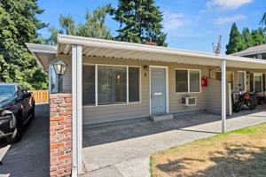 featured image of 12240 Ne Siskiyou St