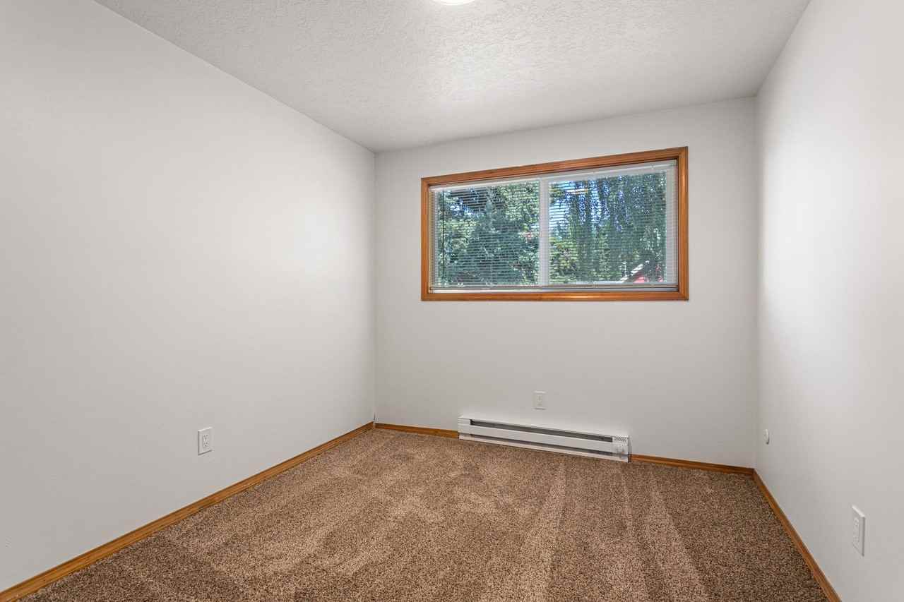 Columbia Vista Apartments - Photo 5 of 19