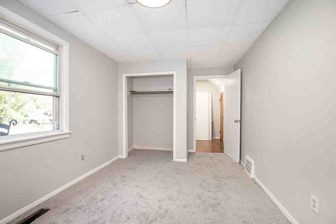 7561 Hickory Rd - Photo 2 of 18