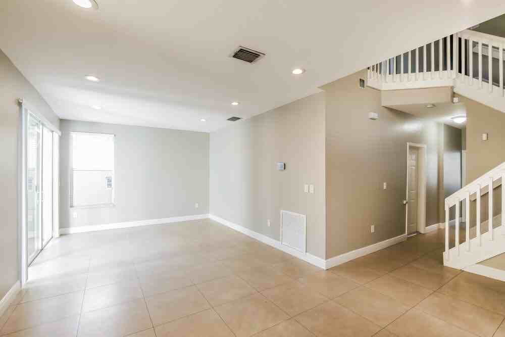 15618 Sw 112th Dr - Photo 5 of 17