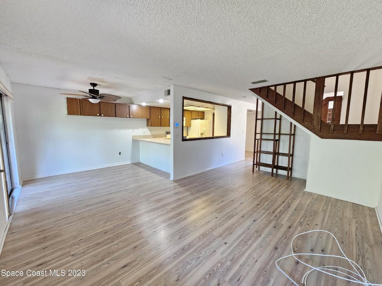 8779 Cocoa Ct - Photo 7 of 18