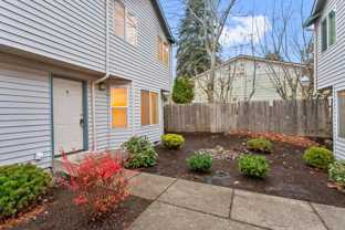 Jonathans Place. Apartments - Photo 1 of 1