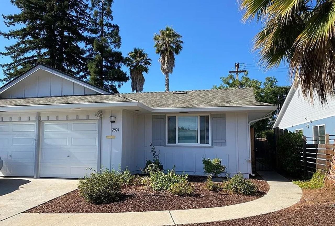 2921 David Ave - Photo 2 of 20