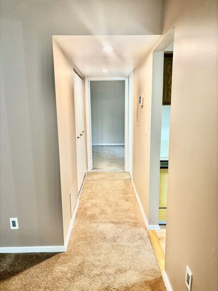 R2 Avon Dr E - Photo 5 of 12