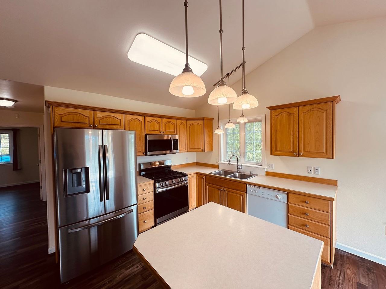 7960 W Mustafa Cir - Photo 3 of 16